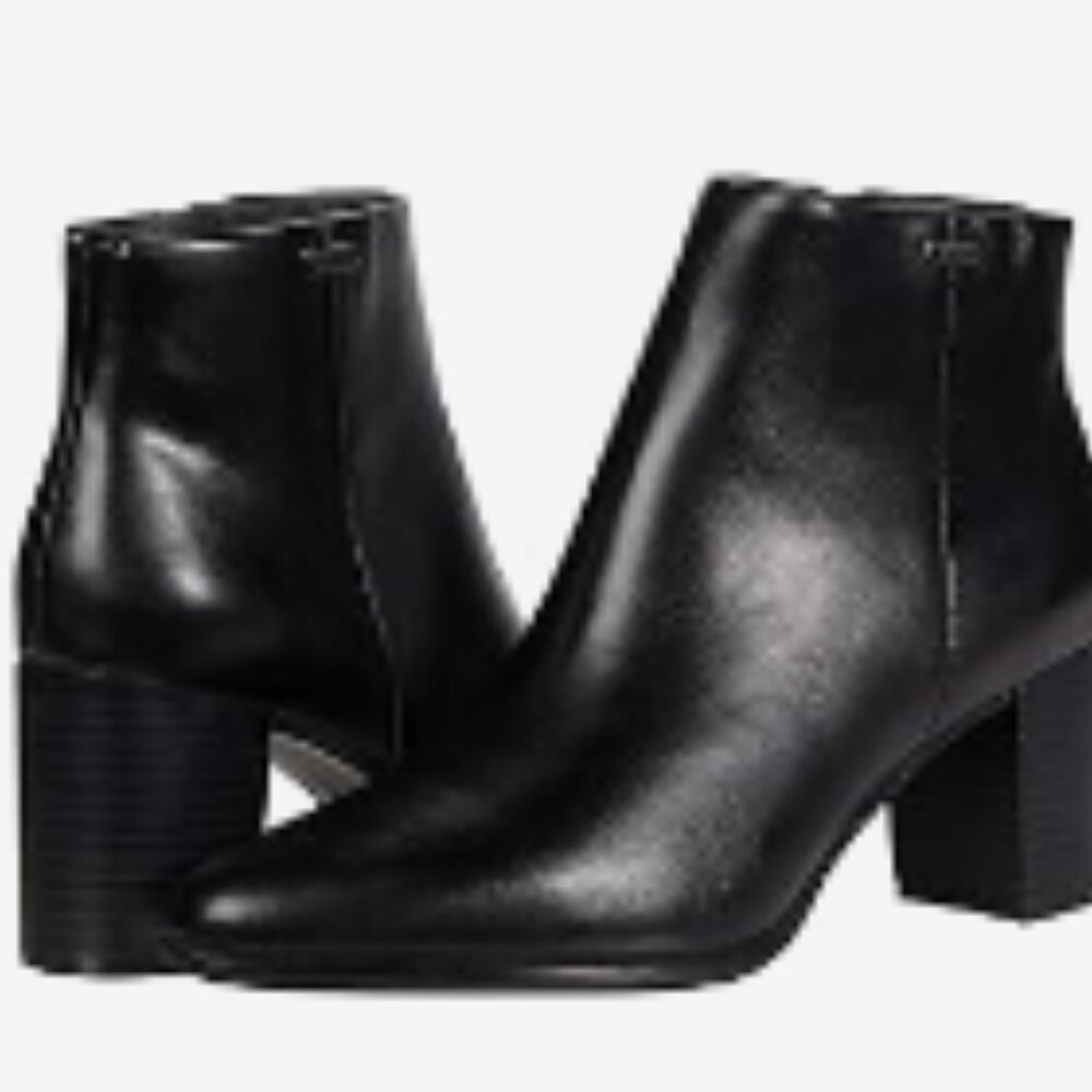 RockPort Camdyn Water Resistant Black Leather Bootie Womens Size 10 Wide